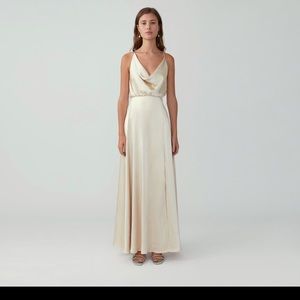 Never worn, Adjustable straps!